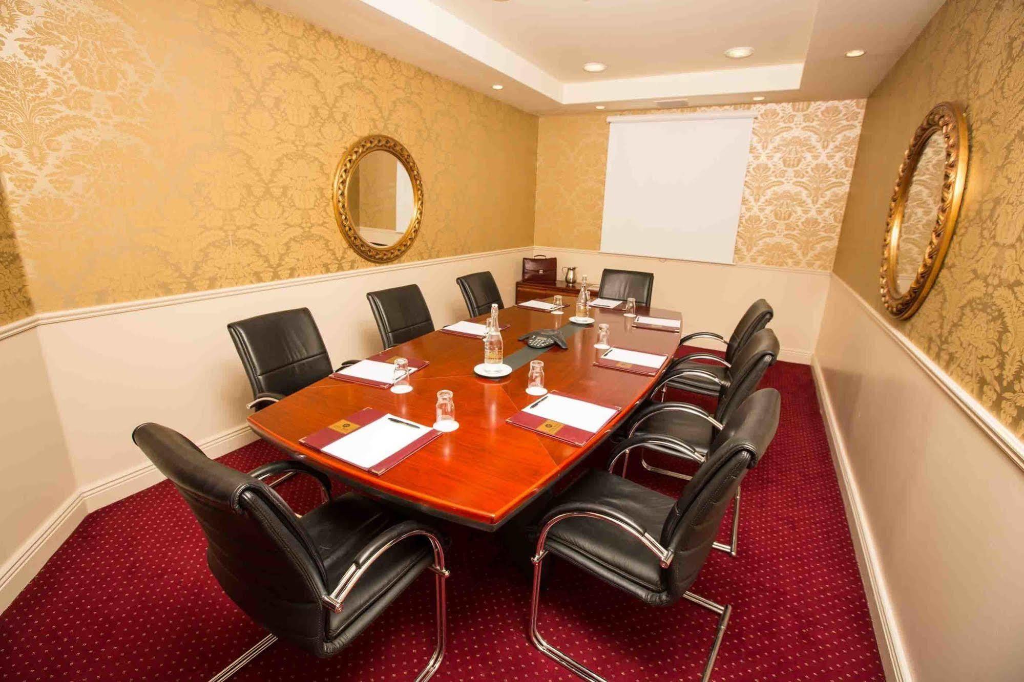 Anner Hotel Thurles Buitenkant foto